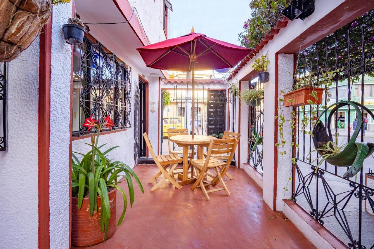 Ayenda Casa Blanca Bogota Hotel Exterior photo